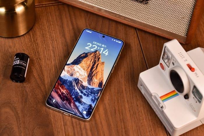 Ultra：轻薄与影像巅峰的完美融合！pg电子游戏网站OPPO Find X8(图2)