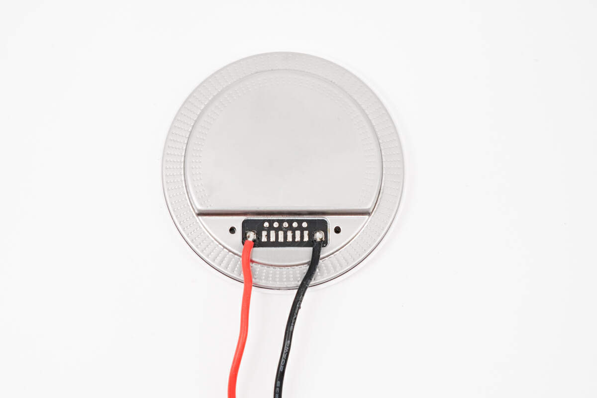 Q22磁吸无线充模块外观精致做工精细pg电子试玩网站免费高普达Qi2 G(图2)