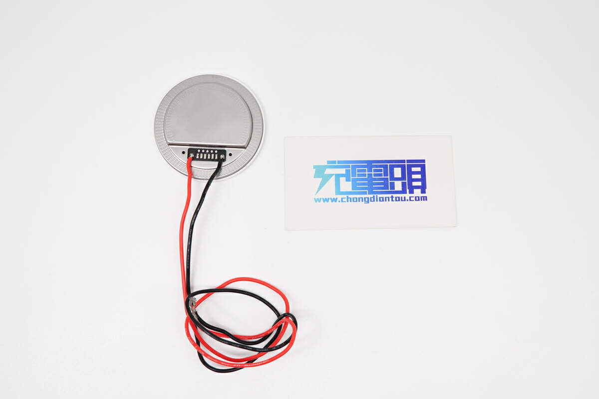 Q22磁吸无线充模块外观精致做工精细pg电子试玩网站免费高普达Qi2 G(图3)